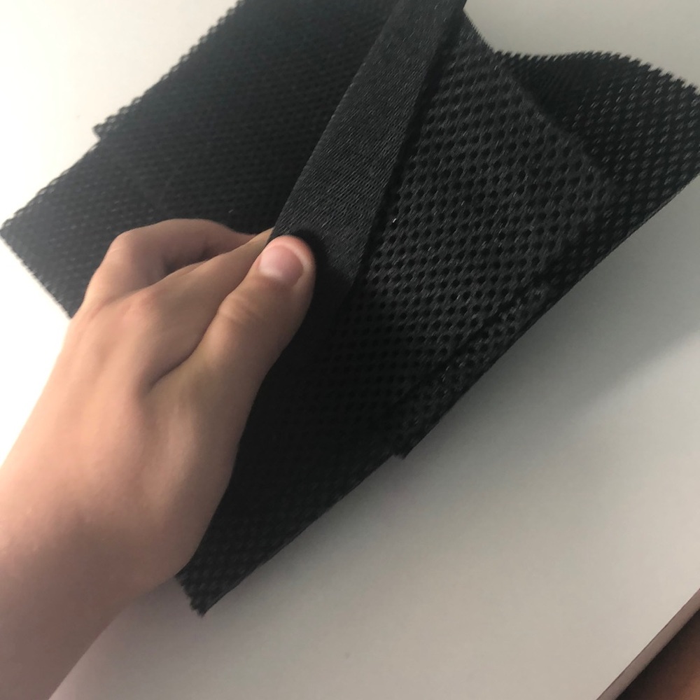 Black mesh padding